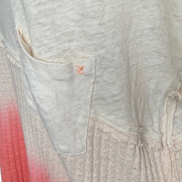 We The Free FP Sun Dial V-Neck Linen Blend Waffle Tee XS Colorblock Ombre Coral - Picture 7 of 8